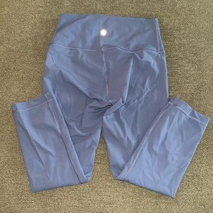 Wunder Under Luxtreme crop